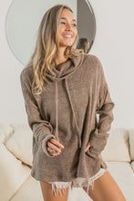 Load image into Gallery viewer, Turtle Neck Thumb Opening Top
